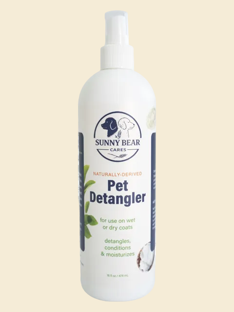 16 fl oz Naturally-Derived Pet Detangling Spray